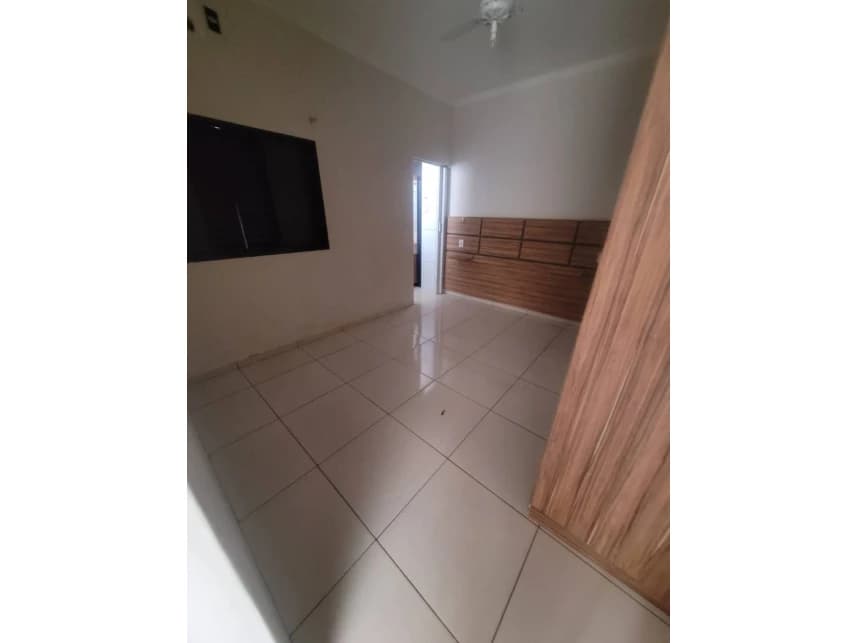 Casa à venda em leilão - foto 2