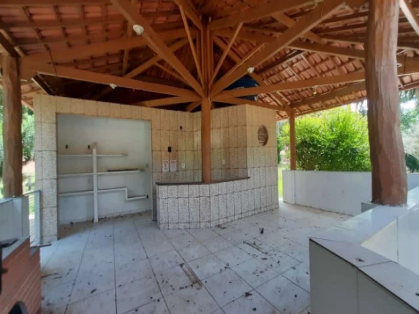 Casa à venda em leilão - foto 2