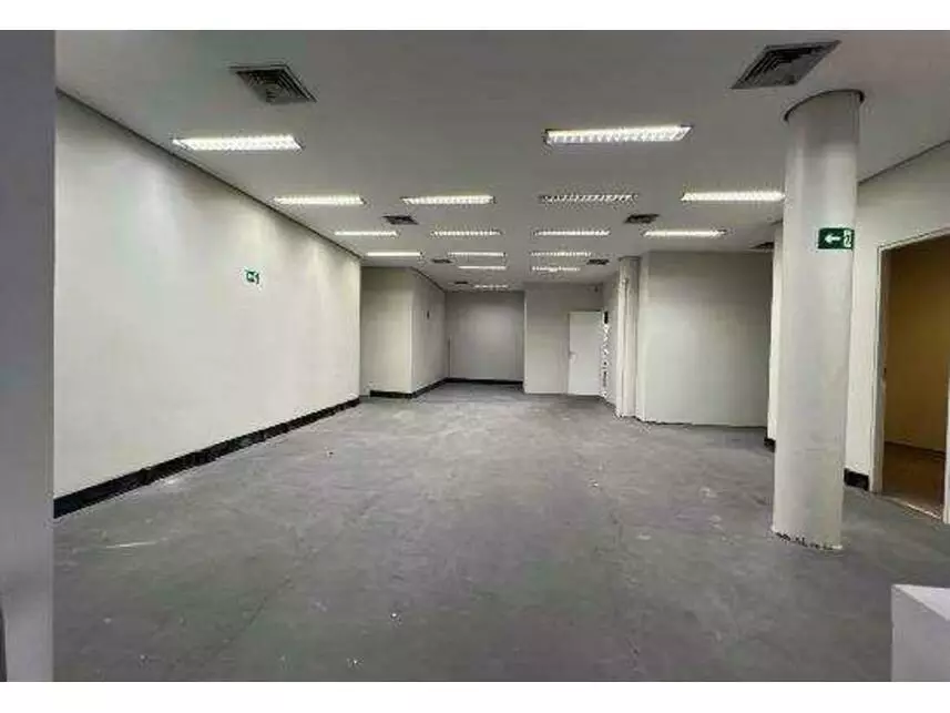 Ex-Agência à venda em leilão