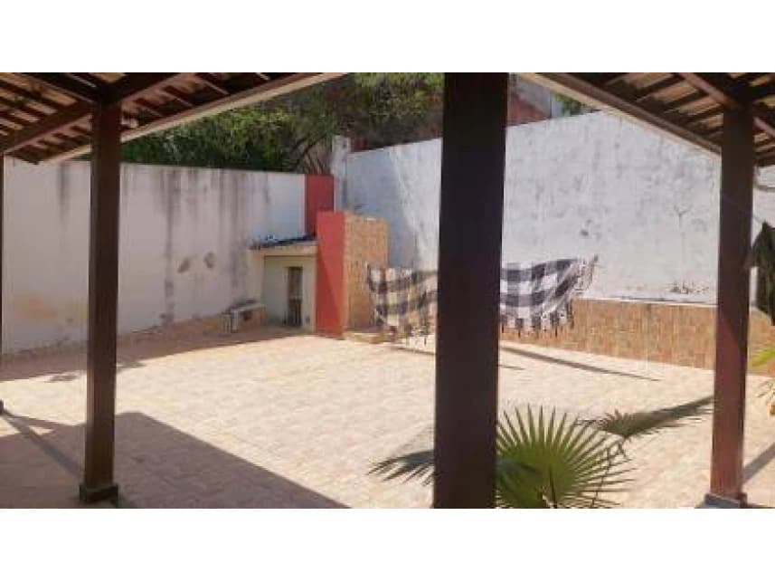 Casa à venda em leilão - foto 3