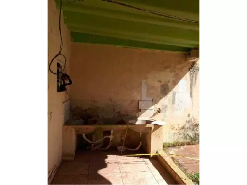 Casa à venda em leilão - foto 2
