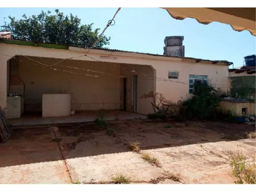 Casa à venda em leilão - foto 3
