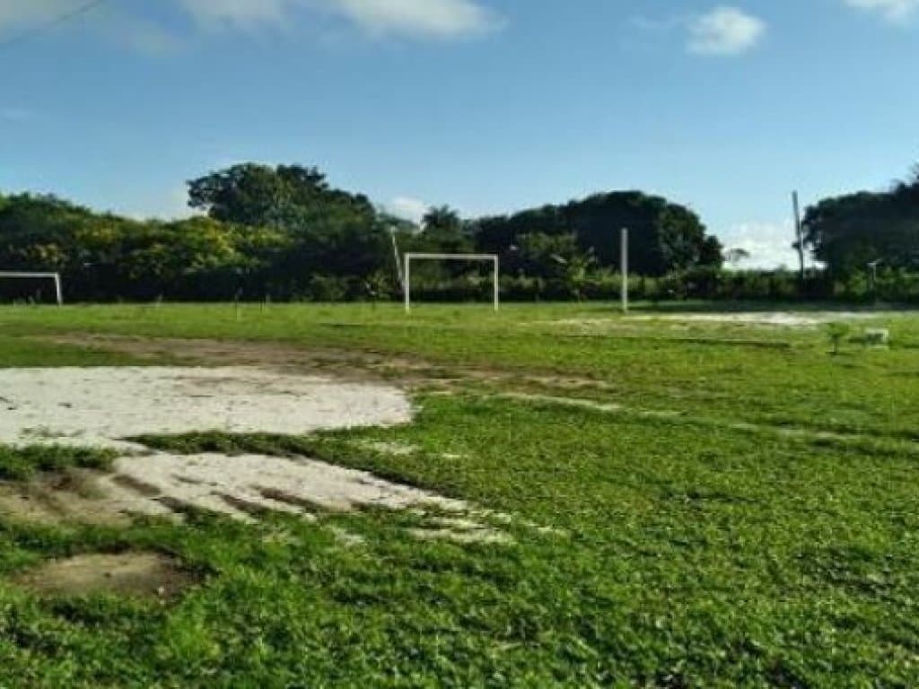 Área com 12.030 m² com Construção de 215 m² - Comunidade do Aninga - Parintins - AM