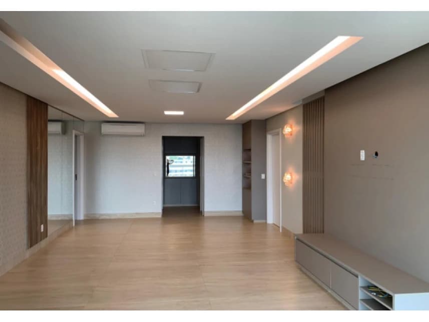 Apartamento à venda em leilão