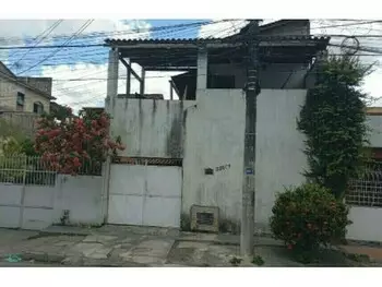 Casa à venda em leilão