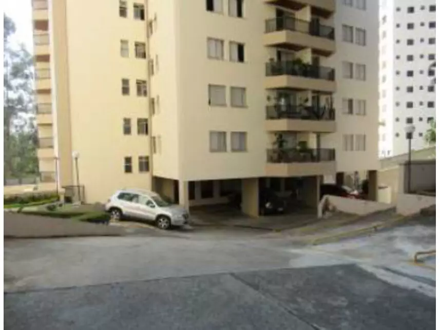 Apartamento Duplex à venda em leilão - foto 5