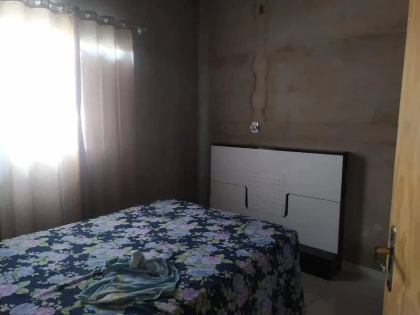 Casa à venda em leilão - foto 2
