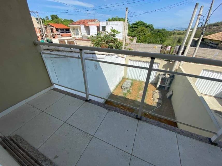 Apartamento à venda em leilão - foto 2