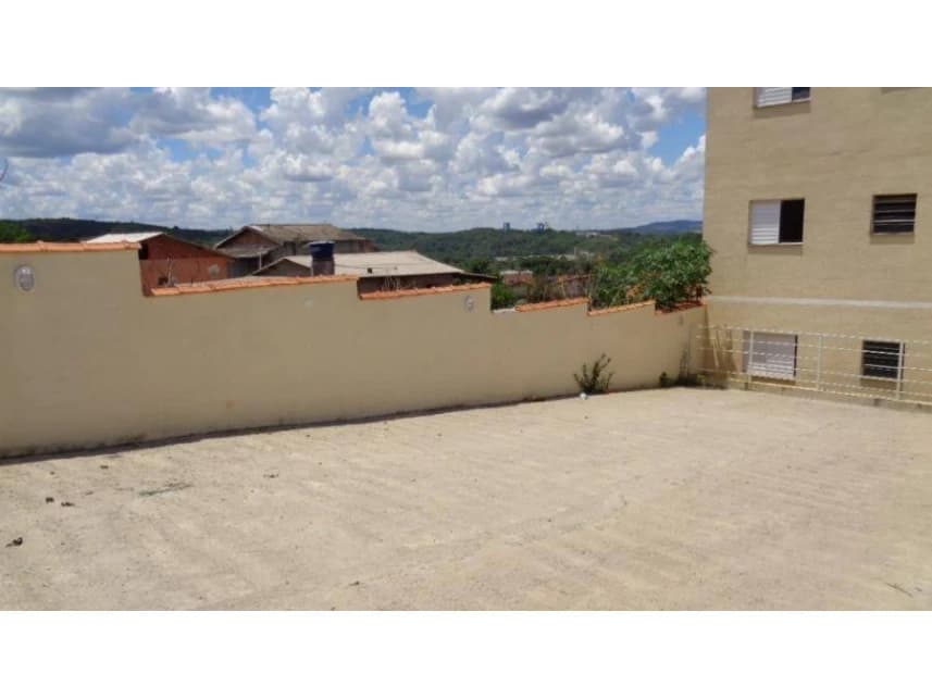 Apartamento à venda em leilão - foto 3