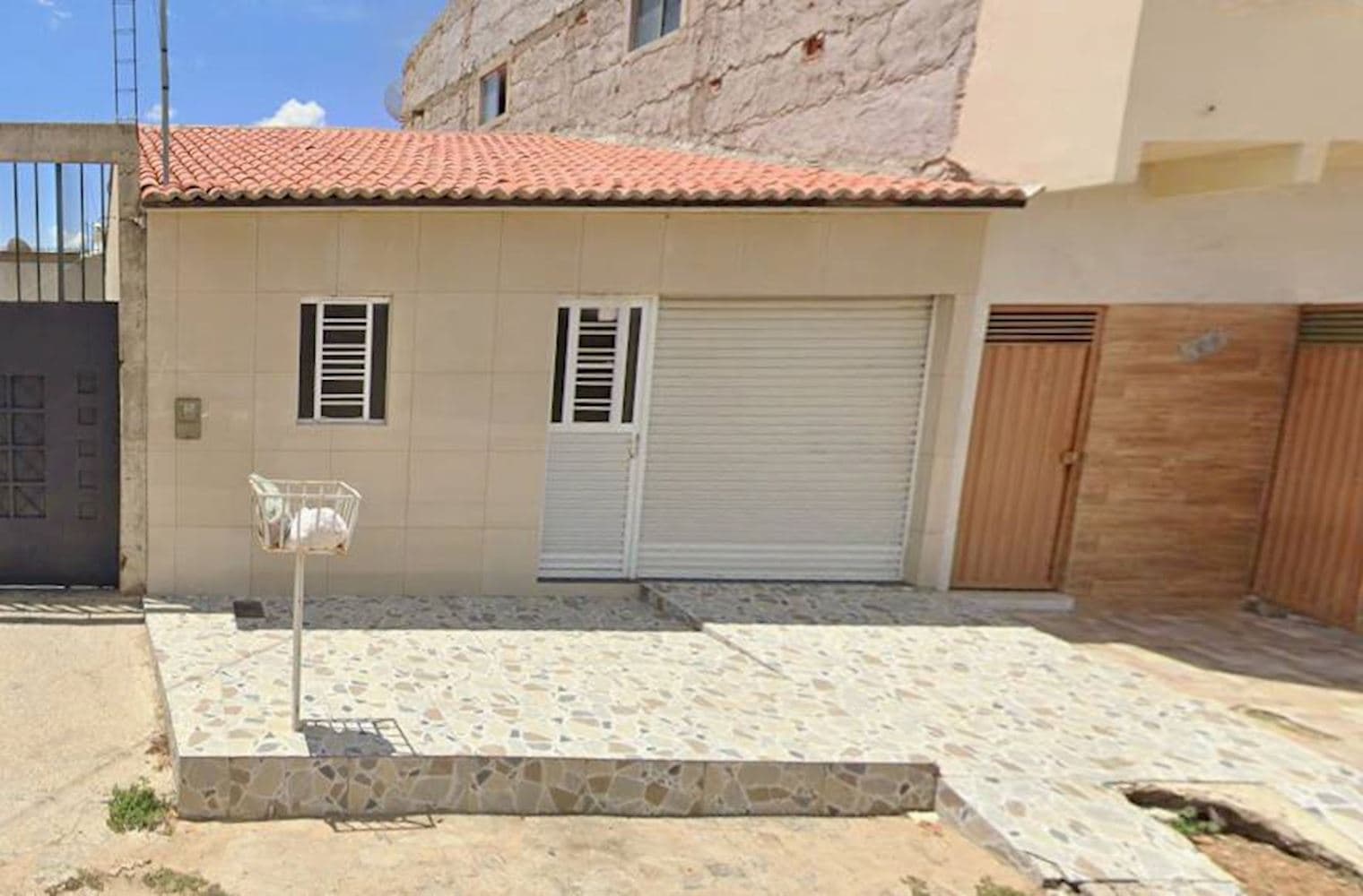 Casa, Padrão, 1 vaga(s) de garagem