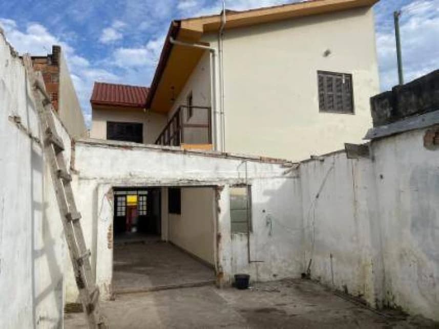 Casa à venda em leilão