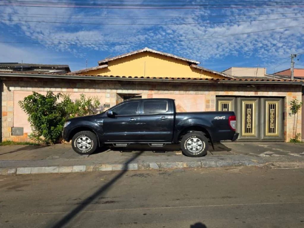 Casa 205 m² - Alphaville Residencial - Goiânia - GO