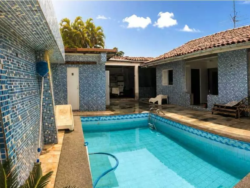 Casa à venda em leilão - foto 2