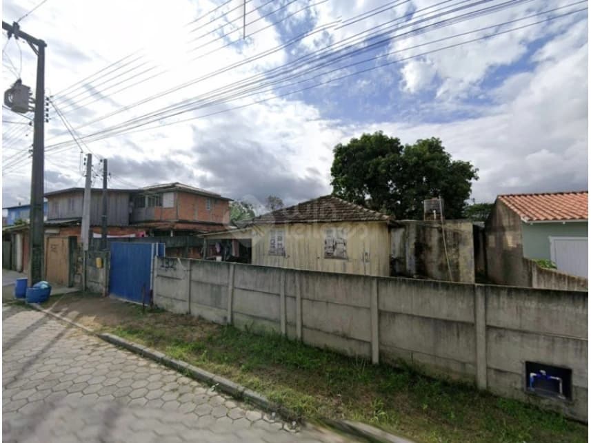 Casa à venda em leilão - foto 2