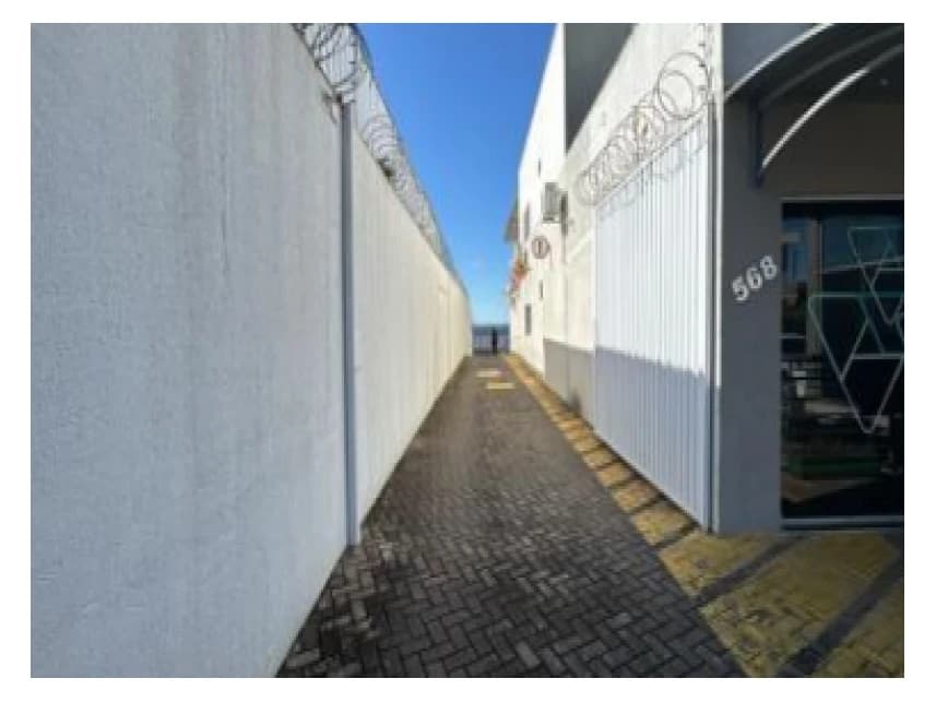 Prédio à venda em leilão - foto 5