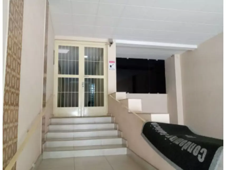 Apartamento à venda em leilão - foto 2