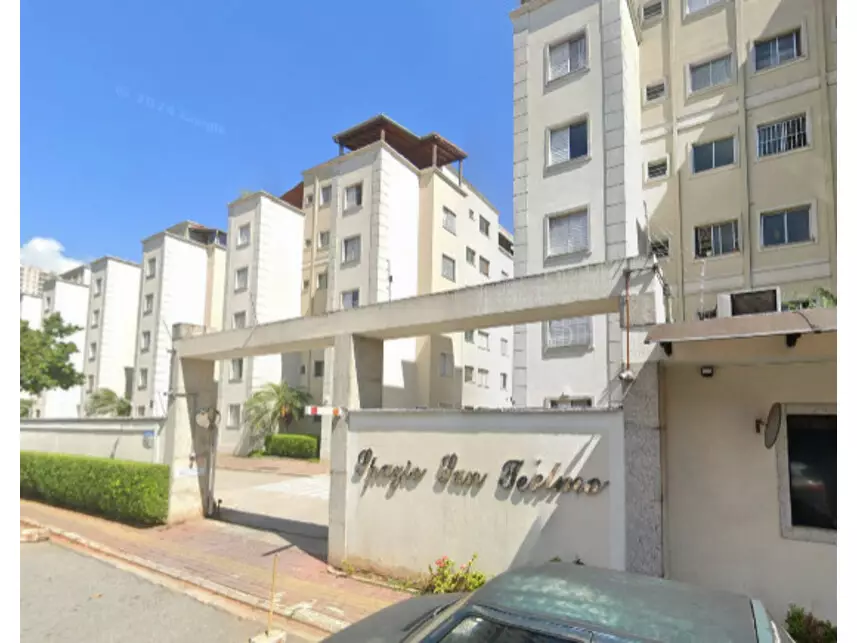 Apartamento à venda em leilão