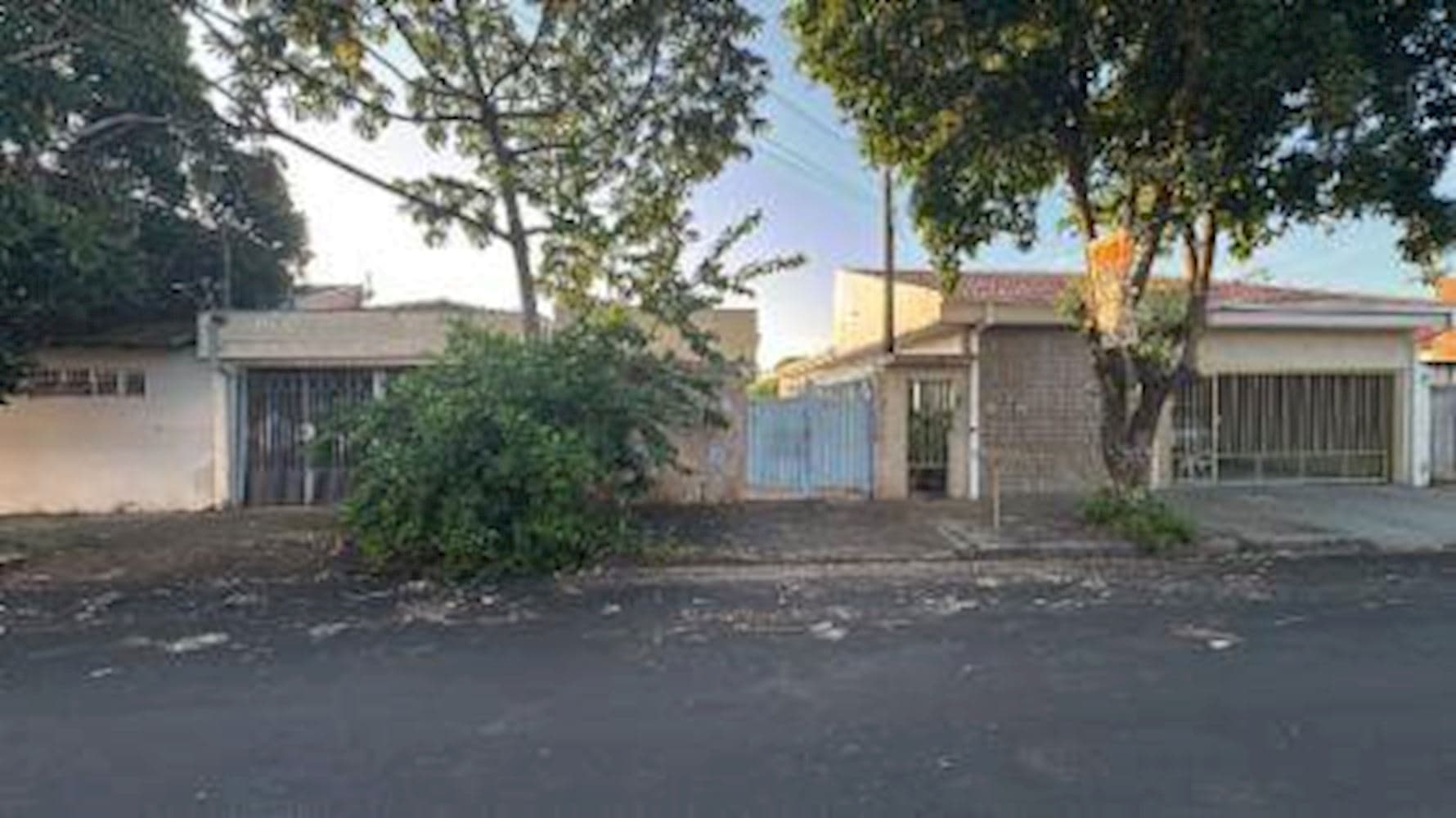Casa, Padrão, 0 vaga(s) de garagem