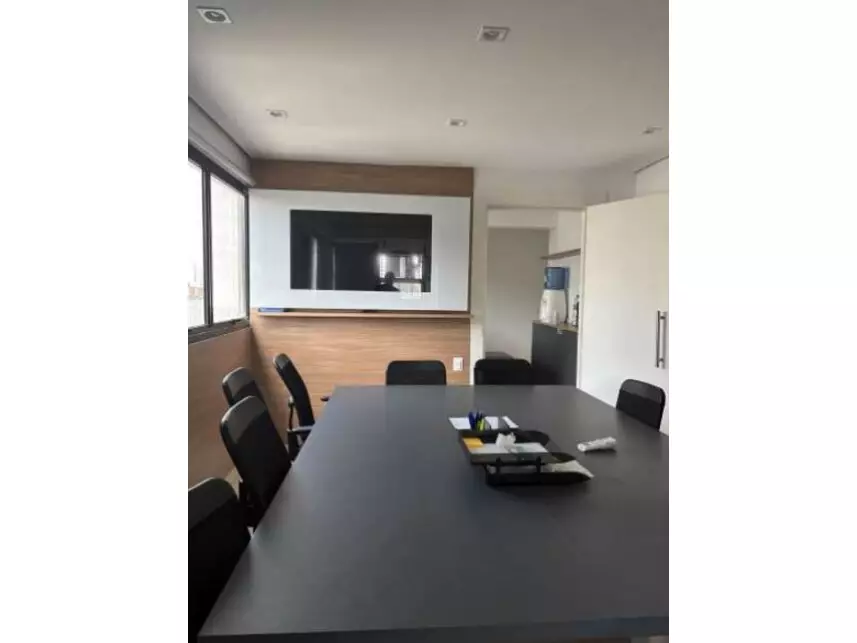 Conjunto Comercial à venda em leilão - foto 2