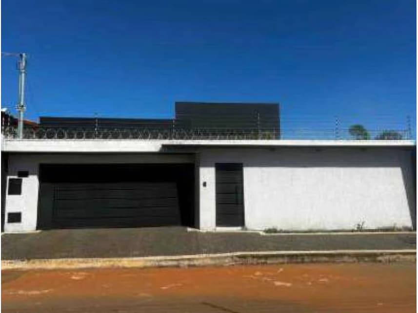 Casa à venda em leilão - foto 4