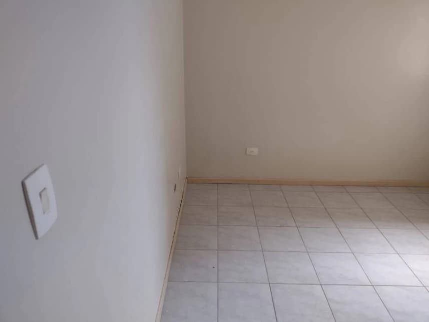 Apartamento à venda em leilão - foto 2