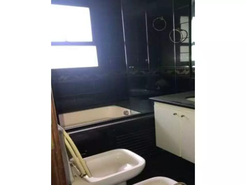 Apartamento à venda em leilão - foto 2