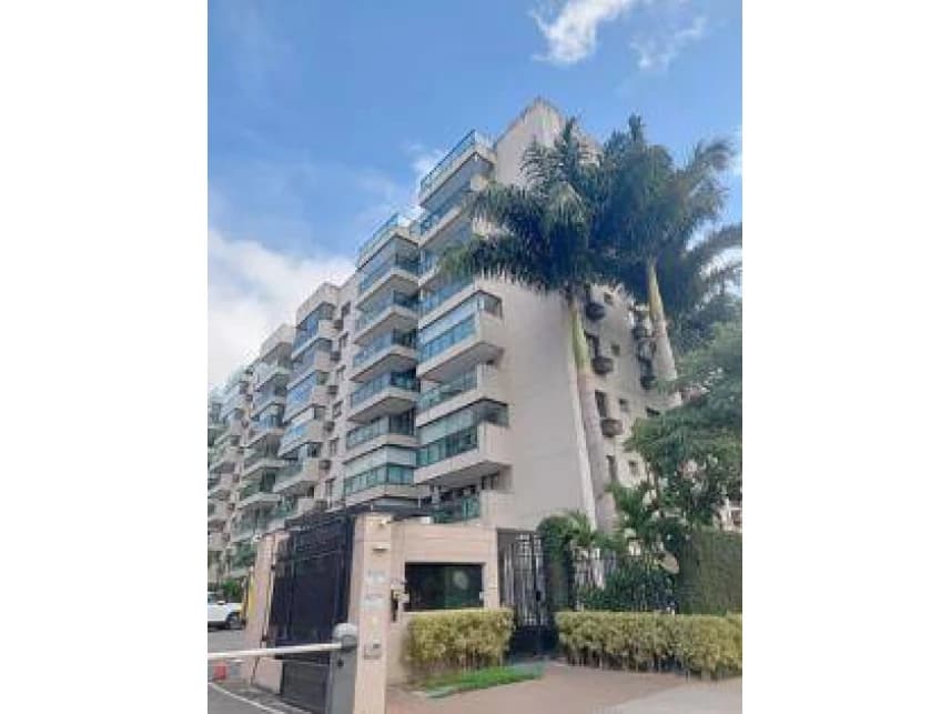 Apartamento à venda em leilão