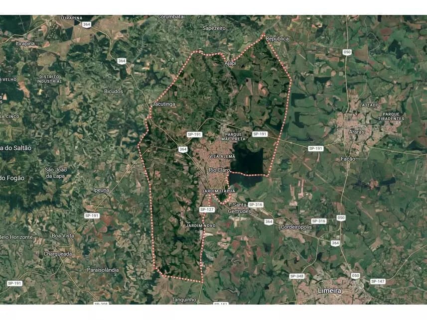Terreno à venda em leilão