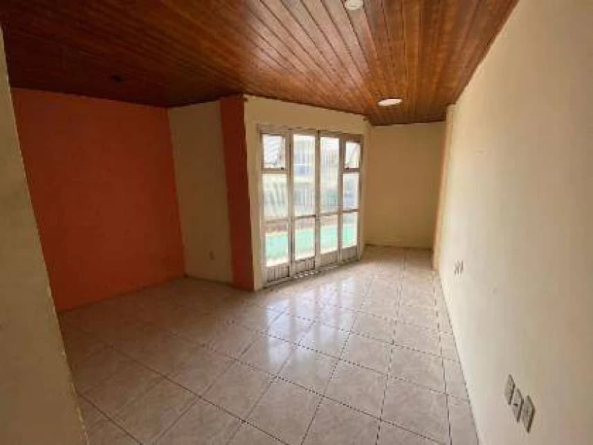 Apartamento à venda em leilão