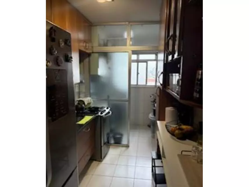 Apartamento à venda em leilão - foto 3