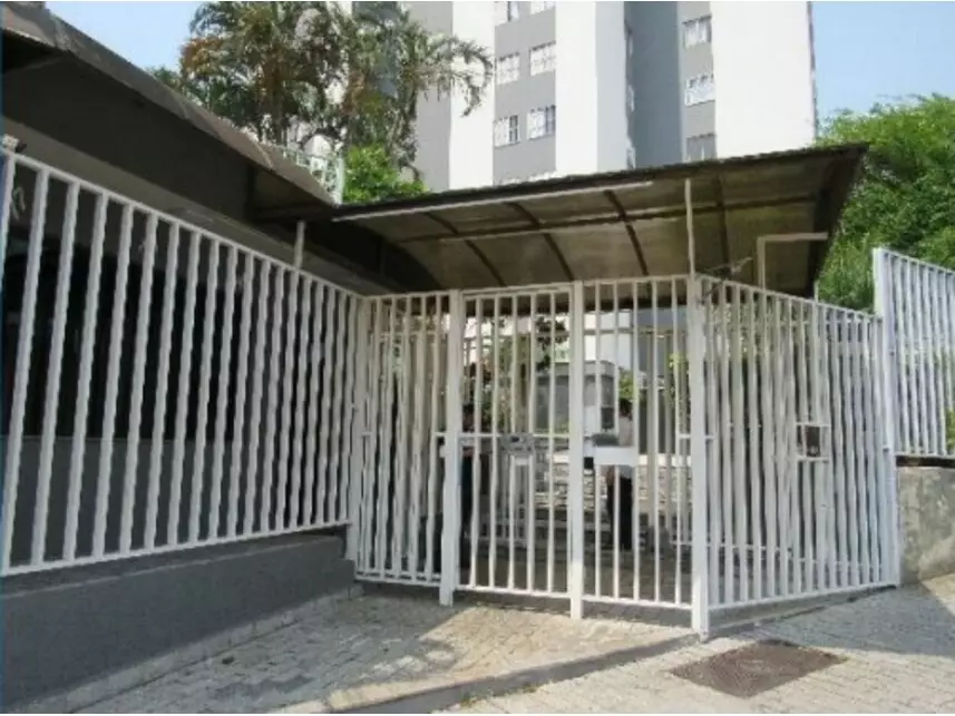 Apartamento à venda em leilão - foto 5