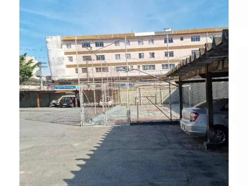 Apartamento à venda em leilão - foto 2