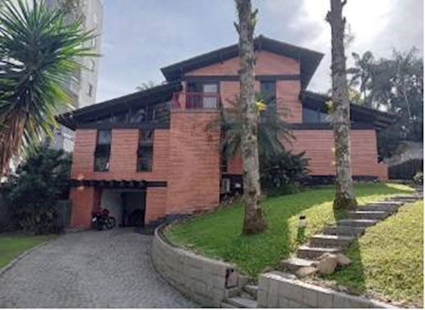 Casa, Padrão, 0 vaga(s) de garagem