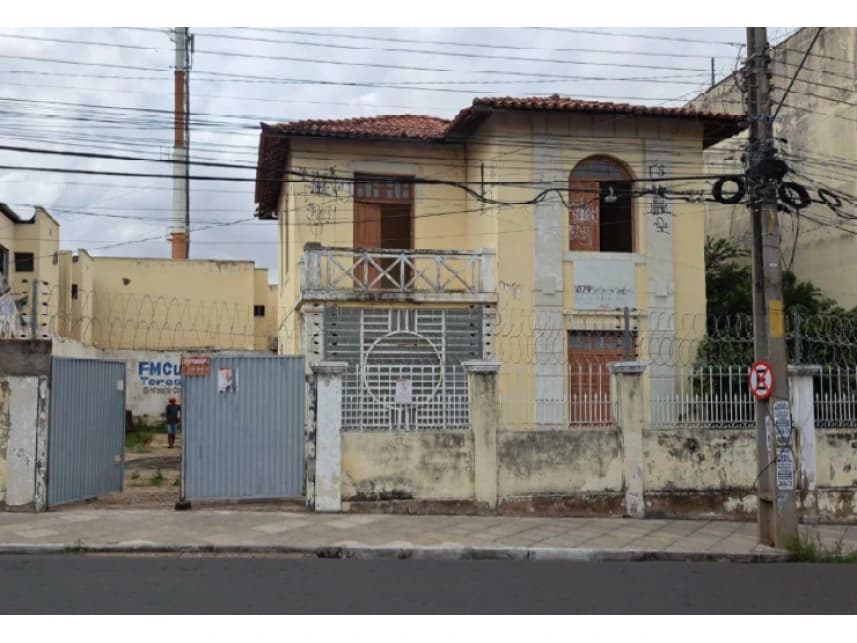 Casa à venda em leilão - foto 4