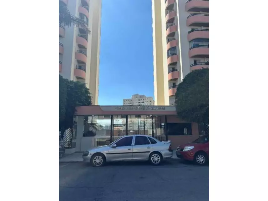 Apartamento à venda em leilão - foto 5