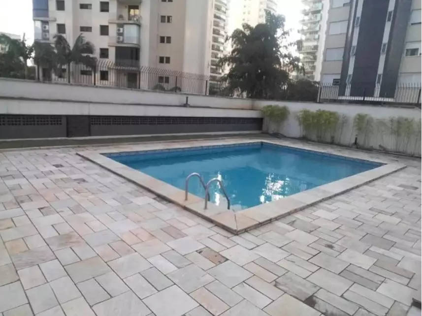 Apartamento à venda em leilão - foto 3