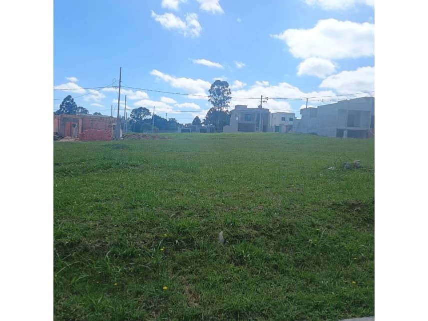 Terreno à venda em leilão