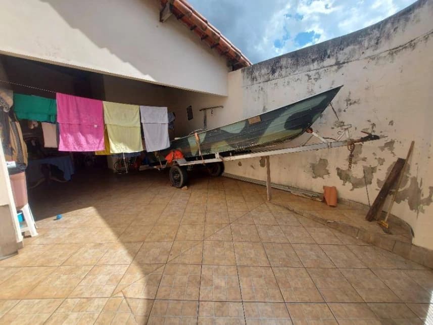 Casa à venda em leilão - foto 2