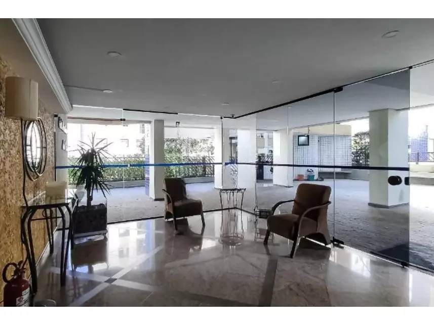 Apartamento à venda em leilão