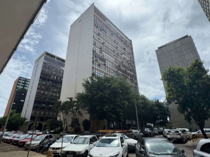 Sala Comercial à venda em leilão - foto 4