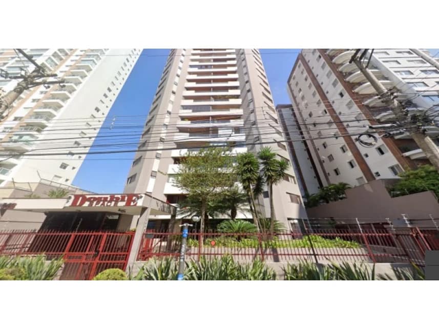 Apartamento à venda em leilão