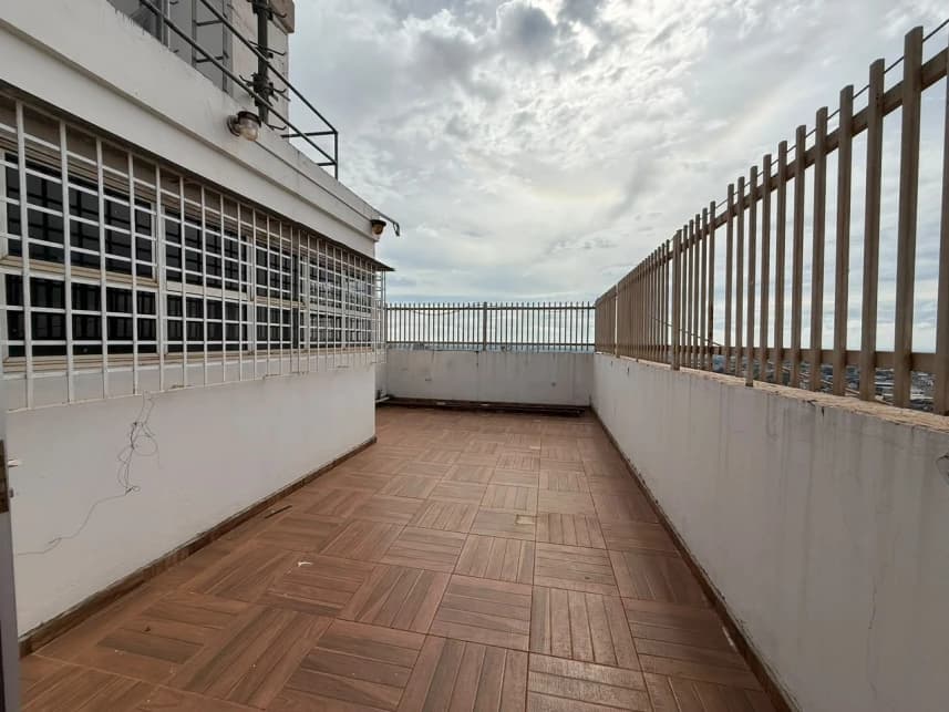 Apartamento Duplex à venda em leilão - foto 3