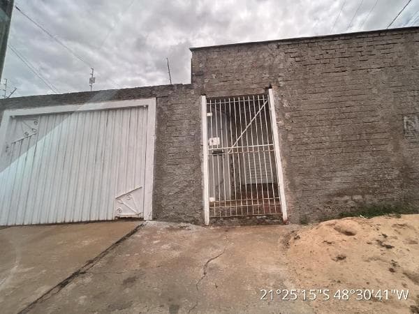 TAQUARITINGA - JARDIM DOS IPES Imóvel em disputa