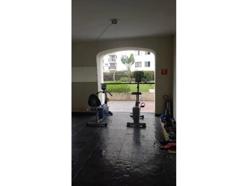 Apartamento à venda em leilão - foto 2