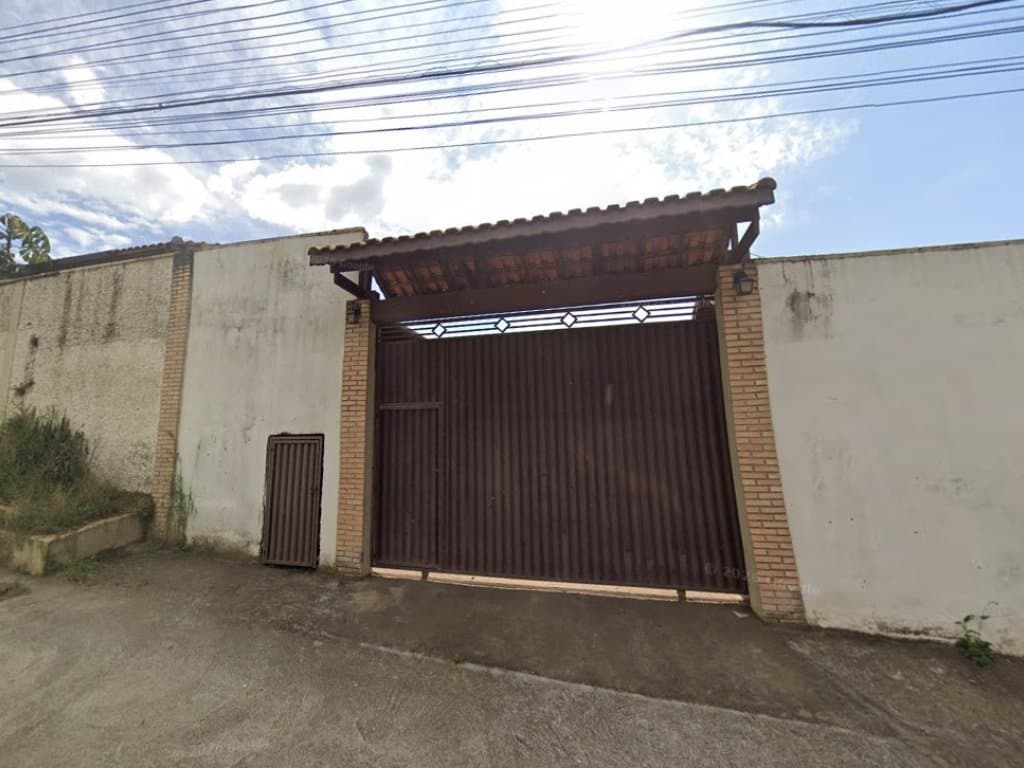 Chácara 833 m² em Terreno de 1.579 m² - Chácara Nova Suzano - Suzano - SP - foto 2