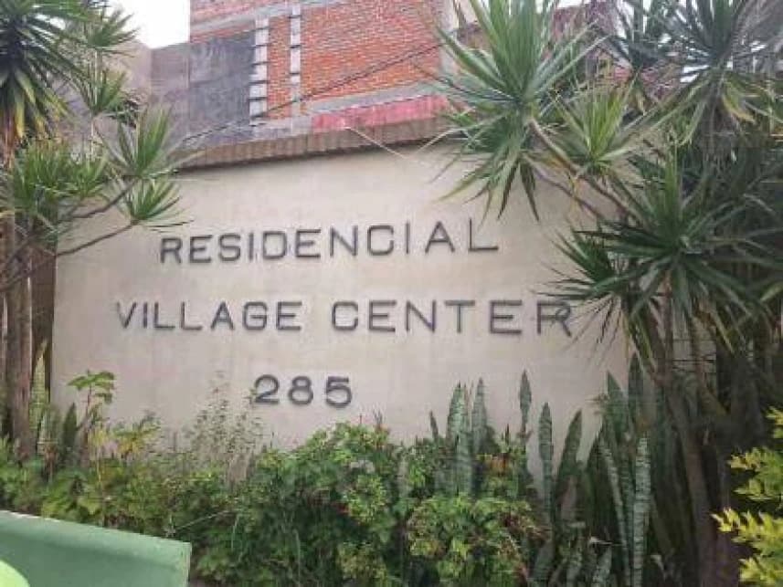 Apartamento à venda em leilão - foto 2