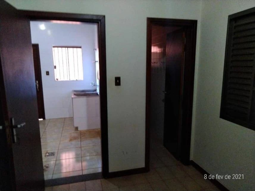 Casa à venda em leilão - foto 3