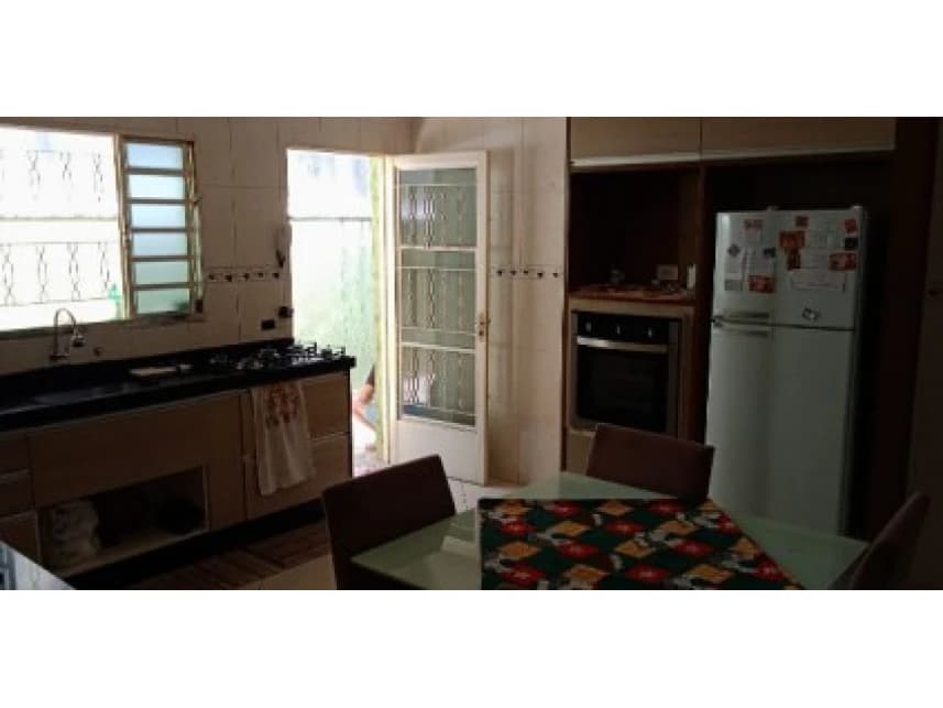 Casa à venda em leilão - foto 3