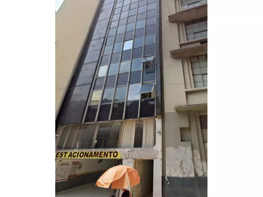 Conj. Comercial à venda em leilão - foto 4
