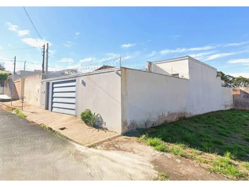 Casa à venda em leilão - foto 2